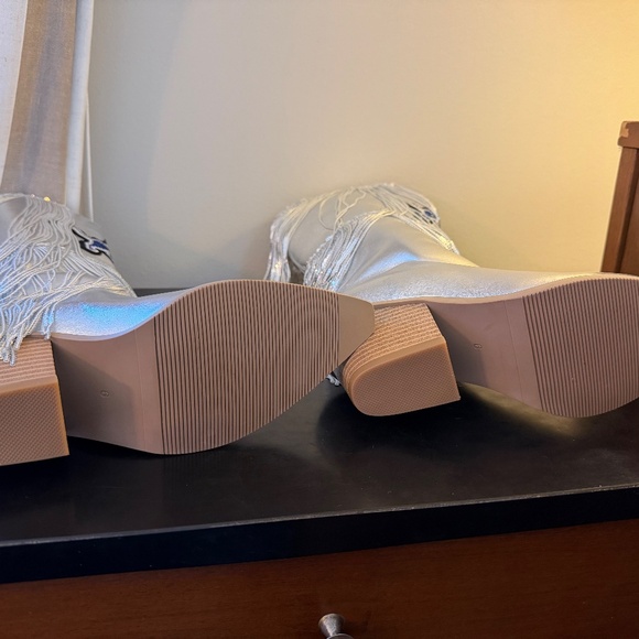 Detroit Lions Women’s Fringe Cowboy boots- size 6 - Picture 4 of 6